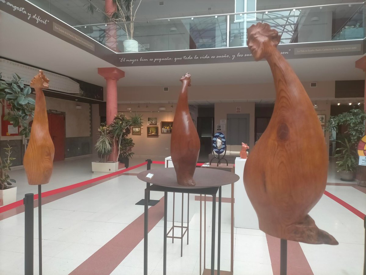 Moralzarzal's tweet photo. El Colectivo «Entaban, Caminando Juntos» ofrece una exposición colectiva de #escultura y #pintura en el Centro Cultural de #Moralzarzal, del 19 de #marzo al 15 de #abril. Entrad libre. https://t.co/anwpNZygqQ https://t.co/wOJpI2uYd7
