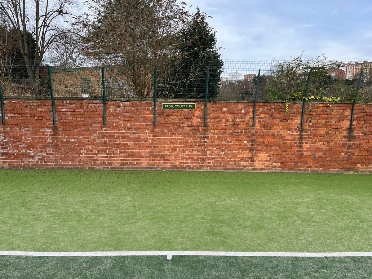A new court addition to our tennis club : Court 9 3/4 🎾😋