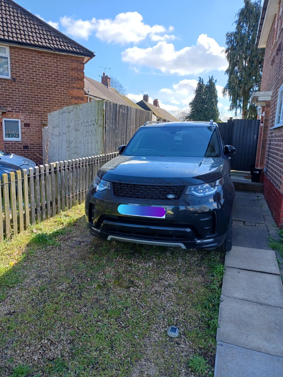 Team 2: Have located & recovered this #Stolen #LandRover Discovery in #KittsGreen #Birmingham Taken without keys from #WyldeGreen Railway Stn the vehicle was found on #Cloned plates. Off for forensics before returning to the rightful owner. #StolenCarsMidlands #ProActivePolicing