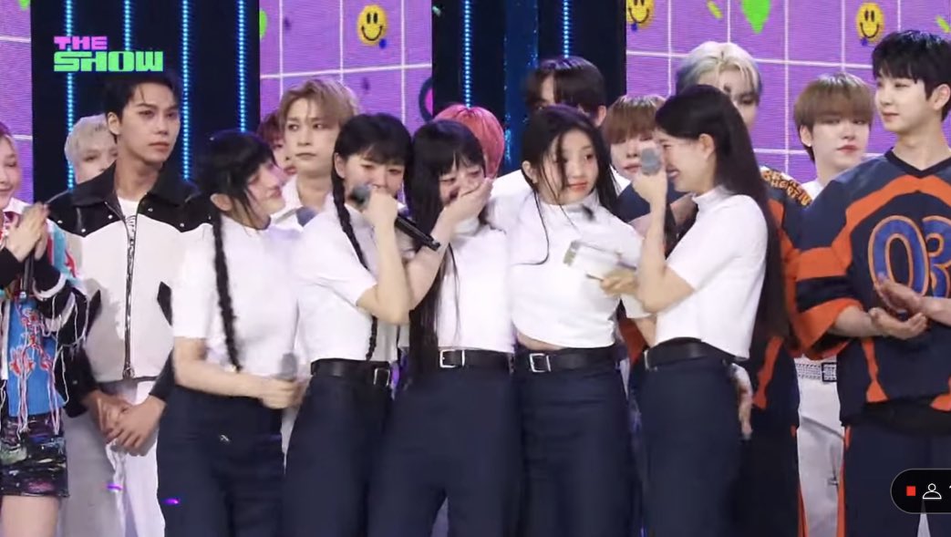 MAGNETIC 1ST WIN
#Magnetic1stWin #ILLIT1stWin