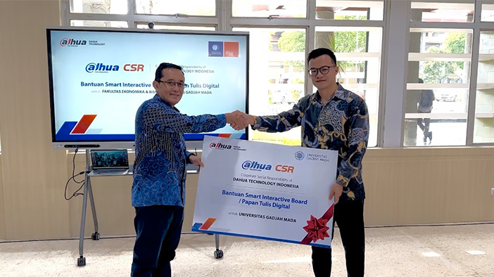 DahuaHQ's tweet photo. 🎁💡Dahua Indonesia donated a DeepHub smart interactive board to support local education at Universitas Gadjah Mada. Want to find out more?
Click right here!https://t.co/g95GKNFJpj
#Dahua #deephub #education https://t.co/ypFSoEvzcT