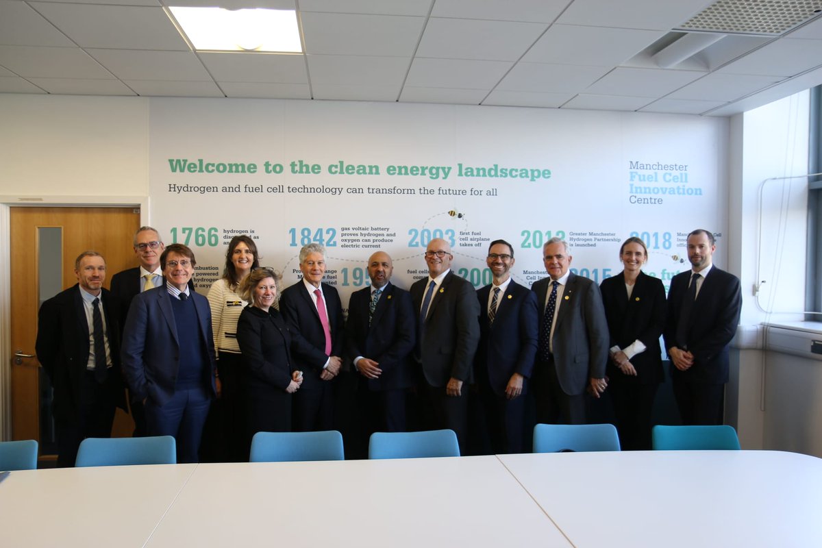 Great to visit the Manchester Fuel Cell Innovation Centre @MFCIC last month, a technology hub bringing together industry and the latest research with a focus on providing next generation #CleanEnergy.