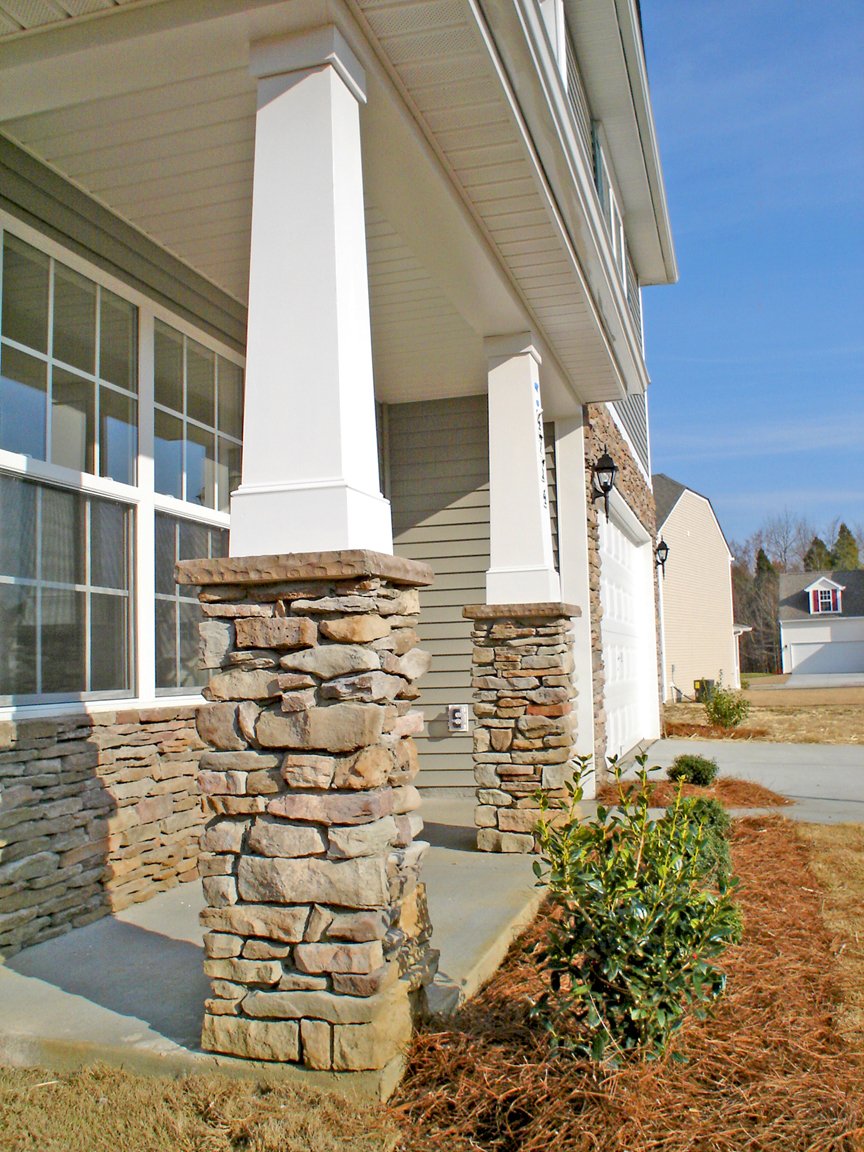 AFCOColsRails's tweet image. AFCO’s CPVC Bungalow Wraps are the prefect solution for a modern Craftsman style look with either real or faux pedestal materials.  #structureandstyle