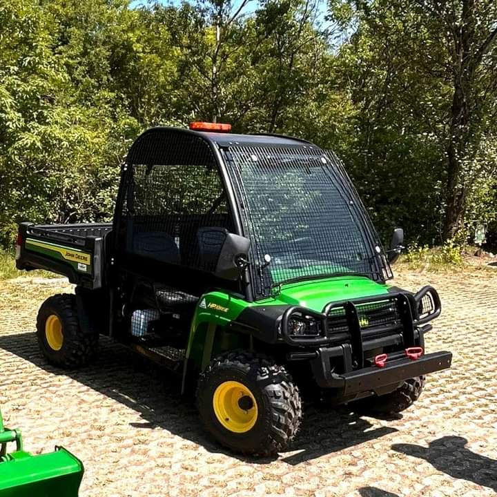 Public Support Needed! If anyone has seen our STOLEN John Deere gator (pictured below), which was seen being stolen on CCTV last night (1st April) at 9.20pm or has CCTV footage that could help - please contact Parc Bryn Bach (01495 355920) or call the Police on 101.