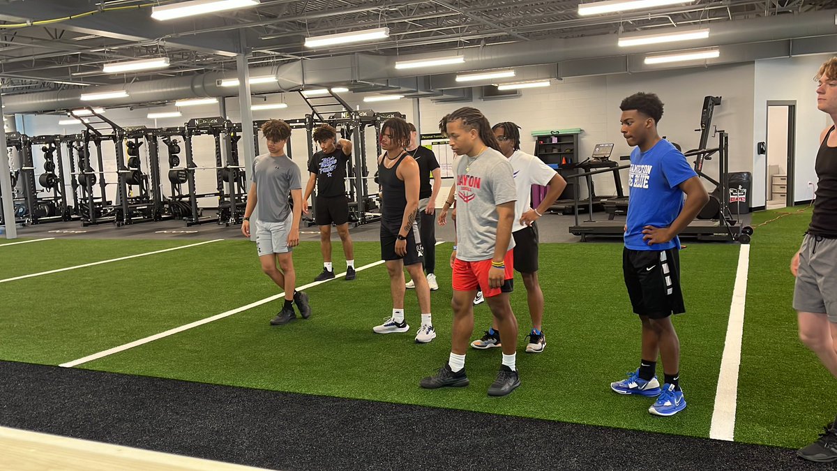 Mr. Harris tweet media