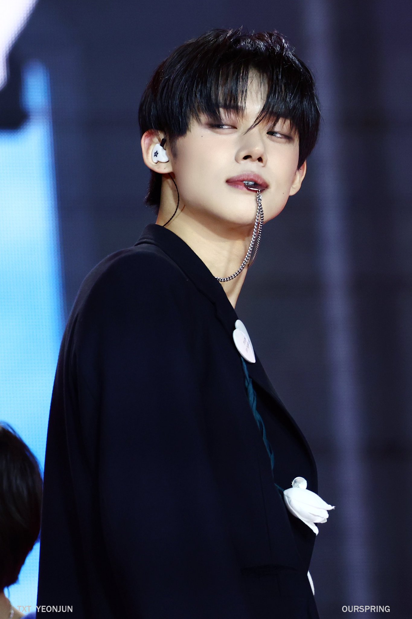봄 on X: 봄 on X: