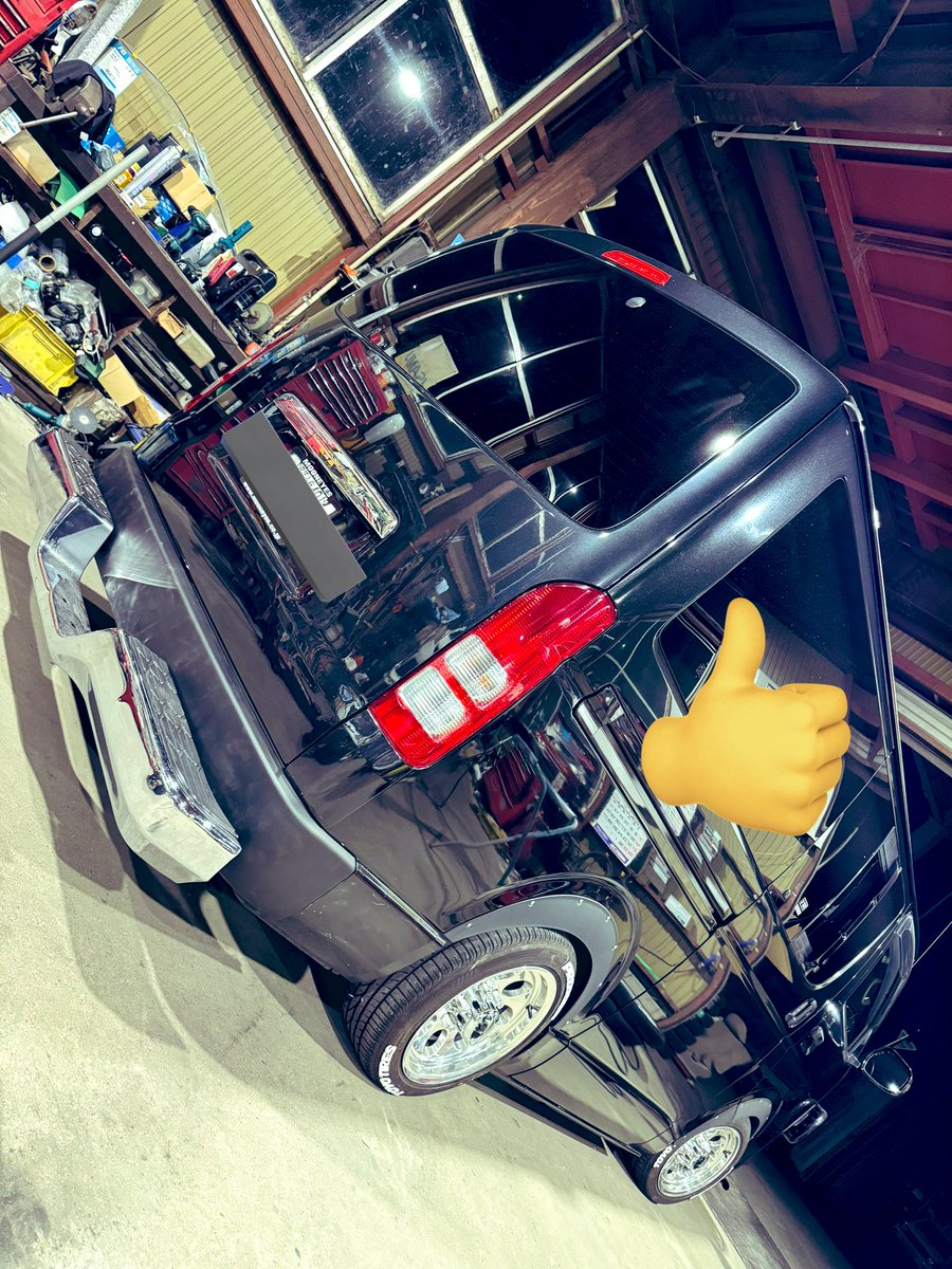 417tig's tweet photo. 朽ち果てた70ハイラックスのステップバンパーを溶接して穴あけ加工して、取り付け☝️
疲れたなぁ🤗やっと終わった😭
当分はこゆのやりたく��い😇 https://t.co/PwYSI8p0cv