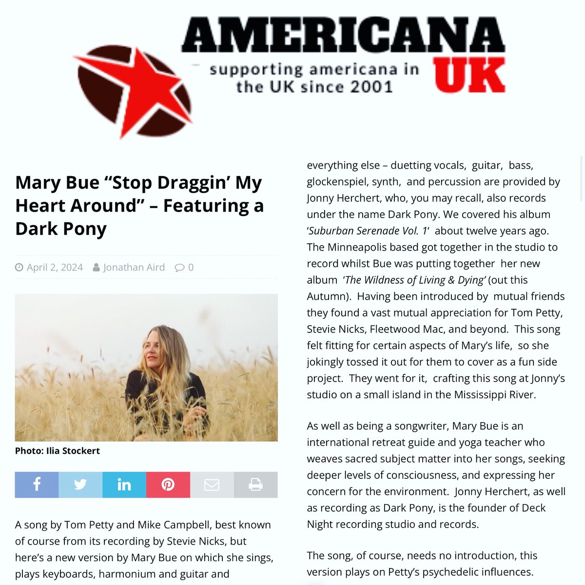 TRACK FEATURE 🎸 @americanaUK features @marybuemusic & @darkponymusic’s vibey new take on this classic which “plays on Petty’s psychedelic influences.” Check it out! 🎧 Listen: americana-uk.com/mary-bue-stop-…