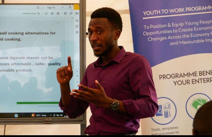 GodwilAmutuheir's tweet photo. The CEO @AsiliUganda on a mission to spread the message about accessible, safer, affordable, and eco-friendly cooking solutions in Uganda, paving the way for a sustainable tomorrow! 🌱 #SustainableDevelopment #Cookingsolutions #Environment https://t.co/TysRvi4ohM