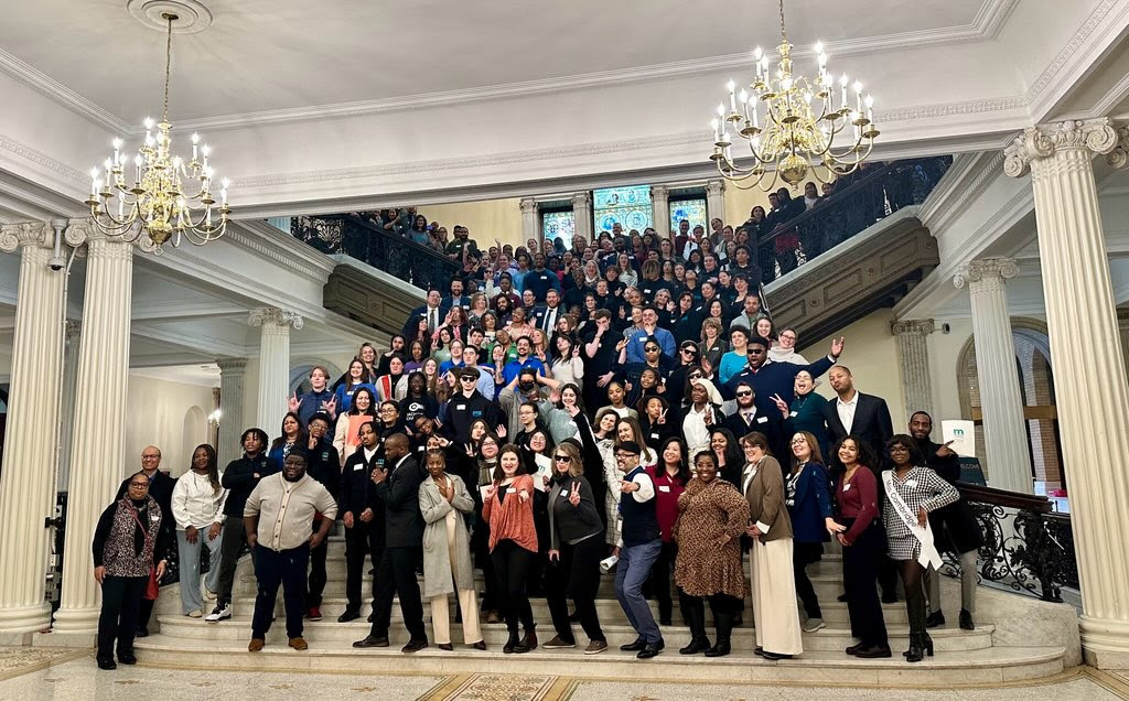 On March 21, BPIE staff visited the Massachusetts State House alongside several peer organizations for Youth Mentoring Day. Thanks to <a href="/MassMentoring/">Mass Mentoring Partnership</a>  and <a href="/MENTORnational/">MENTOR</a> for making this happen!