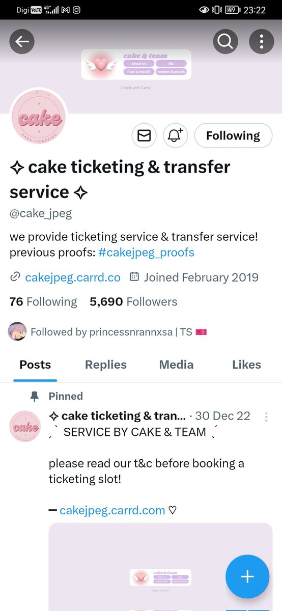 DIBIDIBIDISshan's tweet photo. @cake_jpeg Done!✨ IU's lightstick is nowhere to be found now😭 all of them were sold out. thanks for the giveawayyy!✨ https://t.co/SvZtvJT2fY