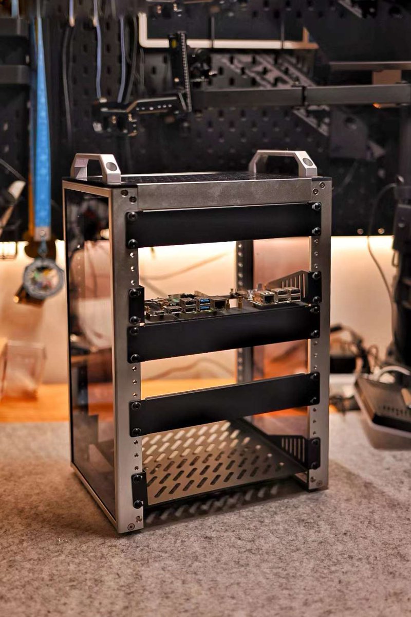 When you have a bunch of Raspberry Pis, Orange Pis, network switche and so on, this 8U 10-inch rack seems to be the perfect solution for a #Homelab. The aluminum alloy molding is just outstanding. #raspberrypi #jetsonnano