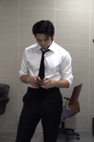 triviacypher's tweet photo. that namjoon single dad core https://t.co/KERKQ05D4V