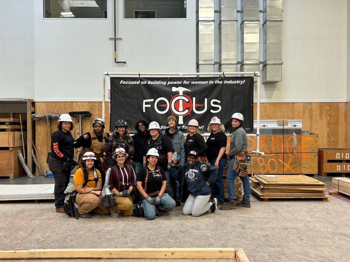Our Sisters had a great time mentoring and supporting each other at the recent F.O.C.U.S. Skills Build Class. 

The class gave participants an intro to AB2011 and allowed them to gain and brush up on their skills.

#NorCalCarpentersUnion #WomenInConstruction #CarpenterUnionPower