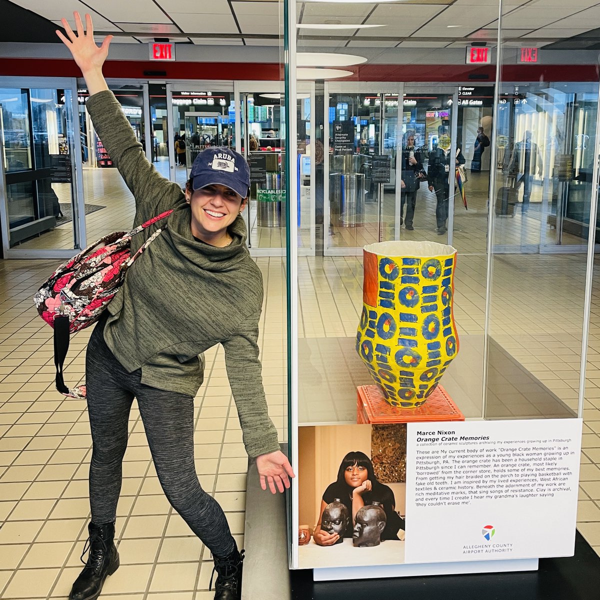 Yael is en route to meet up with Marce Nixon-Washington in Chicago for Young Audiences Arts for Learning’s annual conference. ❤️ that art by <a href="/marce_clay/">Marcè</a> greets PIT airport visitors!!! #YAWeek
