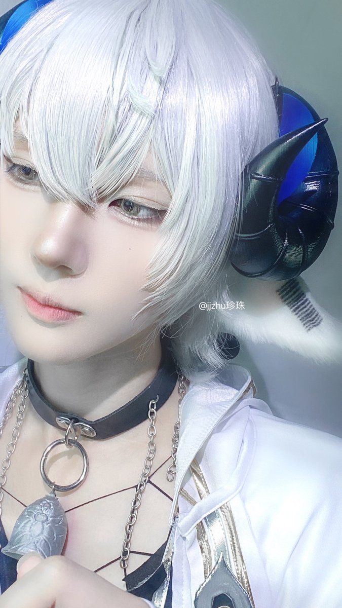 jjzhu01's tweet photo. ไม่ว่าคุณจะมีบาปแบบไหน ผมพร้อมให้อภัยเสมอครับ✨ #baabellamb #baabelcosplay https://t.co/0ZfVsRE6R8