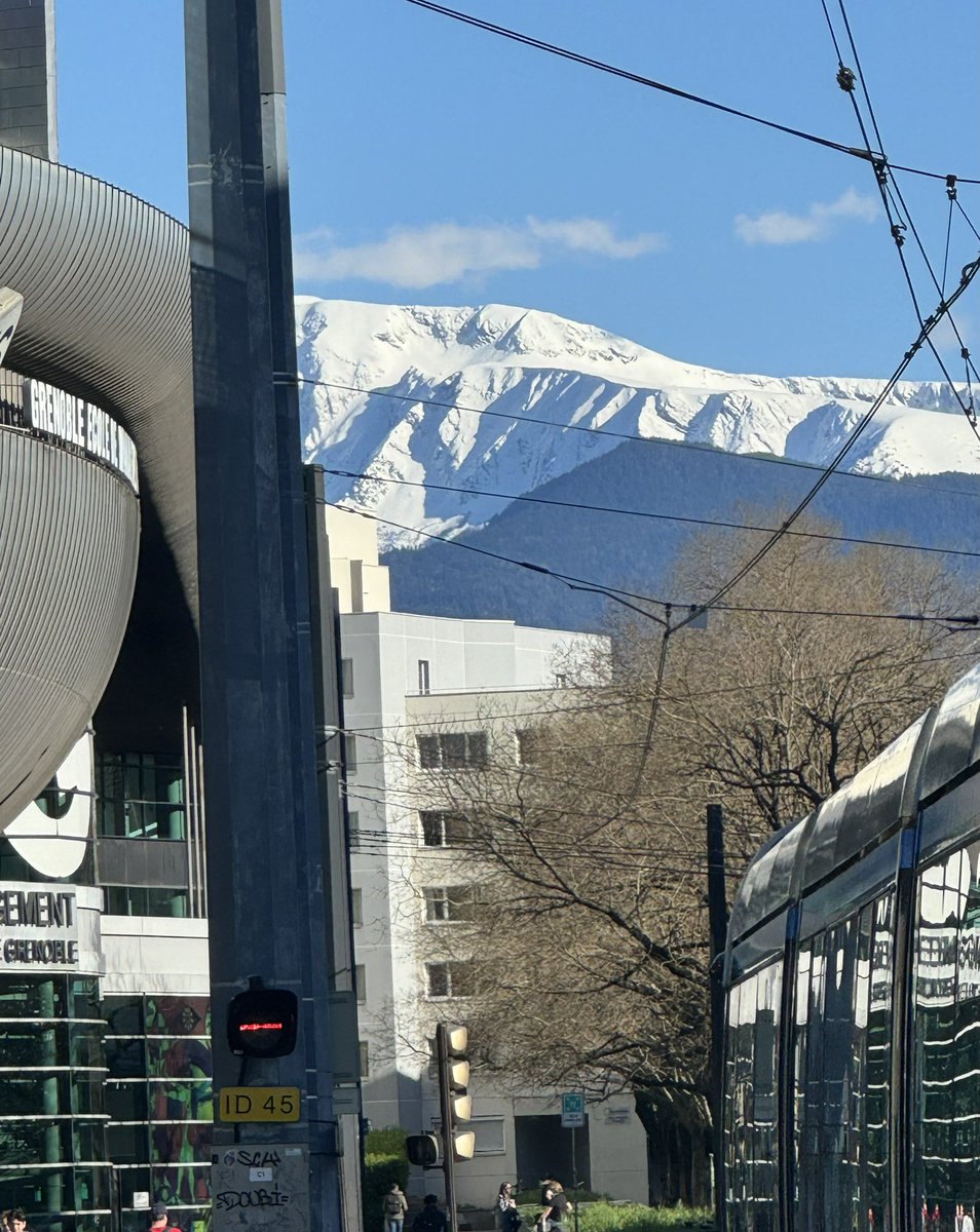 Grenoble sous le soleil ☀️🕶️