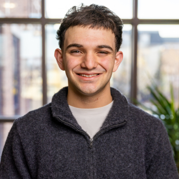 St Jean Brebeuf CHS✝️ (@sjdbrebeufchs) on Twitter photo 🎉🌟Exciting News!
Former SJDB student Alex Capolongo has received the prestigious 2023-24 <a href="/Laurier/">Wilfrid Laurier University</a> Scholars Award!
Alex is the Faculty of Liberal Arts recipient, excelling in User Experience Design.
Congratulations on this well-deserved achievement! wlu.ca/features/2024/… 🎉🌟Exciting News!
Former SJDB student Alex Capolongo has received the prestigious 2023-24 <a href="/Laurier/">Wilfrid Laurier University</a> Scholars Award!
Alex is the Faculty of Liberal Arts recipient, excelling in User Experience Design.
Congratulations on this well-deserved achievement! wlu.ca/features/2024/…
