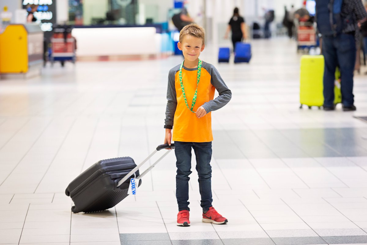 TorontoPearson's tweet photo. Today is World Autism Awareness Day, created to increase the understanding and acceptance of people with autism. Together we can help create a world in which people with autism are fully supported, championed and celebrated! Toronto Pearson is the first airport in Canada to offer the Sunflower Program for passengers with invisible disabilities. Sunflower Lanyards are available to help identify passengers who may need extra help or additional time while travelling. https://t.co/Nu4tD8LLv4