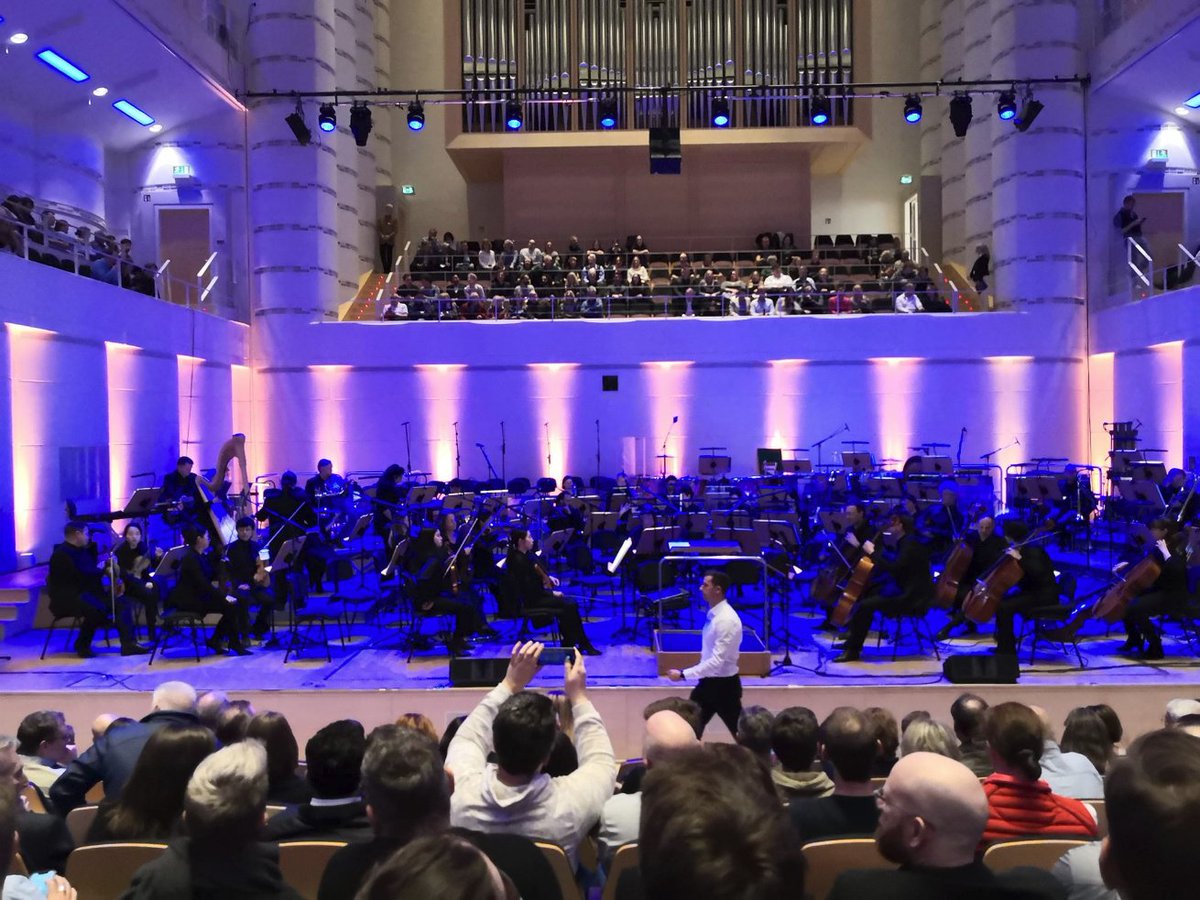 I war beim philharmonischen Konzert "The Sound of Hans Zimmer &amp; John Williams" 🎼🎺🎻🪈🎷🥁in Dortmund: 
buscher.de/2024/04/02/the…