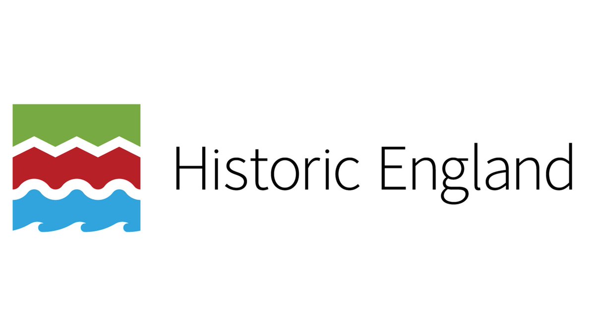 JCPinManchester's tweet image. Thatching Trainee based in Altrincham with @masterthatcher2 funded by @HistoricEngland

See: ow.ly/7AZw50R3sQA

Application deadline is 14 April

#Thatching #TraffordJobs