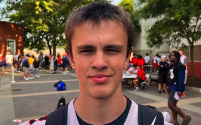 Downers Grove North @CoachHoreniDGN 2026 QB @OwenLansu12 made a recent offer and added his first Big Ten offer from @NUFBFamily more details here edgytim.rivals.com/news/northwest…