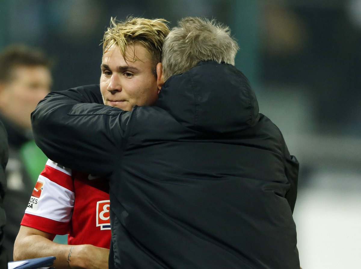 Dennis Melzer (@dennis_iceman11) on Twitter photo "'Das kann doch nicht wahr sein!' Da wusste ich, dass es Leverkusen ist" - Ich habe mich vor dem Halbfinale mit Felix Klaus von <a href="/f95/">Fortuna Düsseldorf</a> unterhalten. Was er über seinen Ex-Trainer Christian Streich, die magische Nacht am Millerntor und Bayer 04 sagt ➡️ bit.ly/3VIHnV0 "'Das kann doch nicht wahr sein!' Da wusste ich, dass es Leverkusen ist" - Ich habe mich vor dem Halbfinale mit Felix Klaus von <a href="/f95/">Fortuna Düsseldorf</a> unterhalten. Was er über seinen Ex-Trainer Christian Streich, die magische Nacht am Millerntor und Bayer 04 sagt ➡️ bit.ly/3VIHnV0