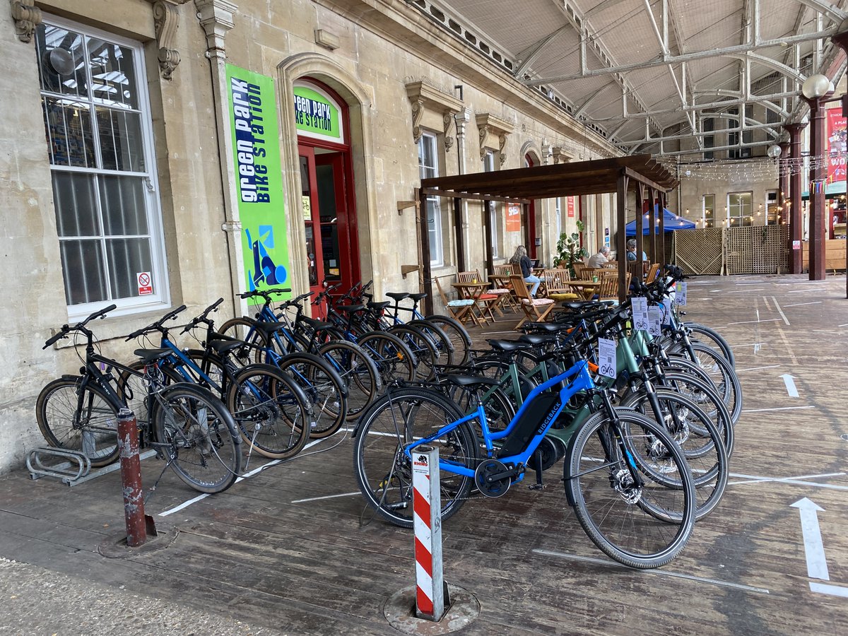 Green Park Station is open 7 days a week with our amazing independent businesses. Pop your head in, we are a friendly bunch here... Come and see what we do best.🥰 #shoplocal #greenparkstationbath #loveyourlocalmarket #lovebath #bathlife #bathbid