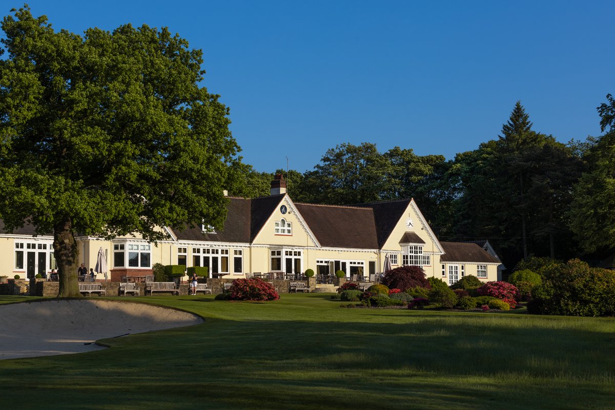 Throwback to last spring with the putting green in bloom.