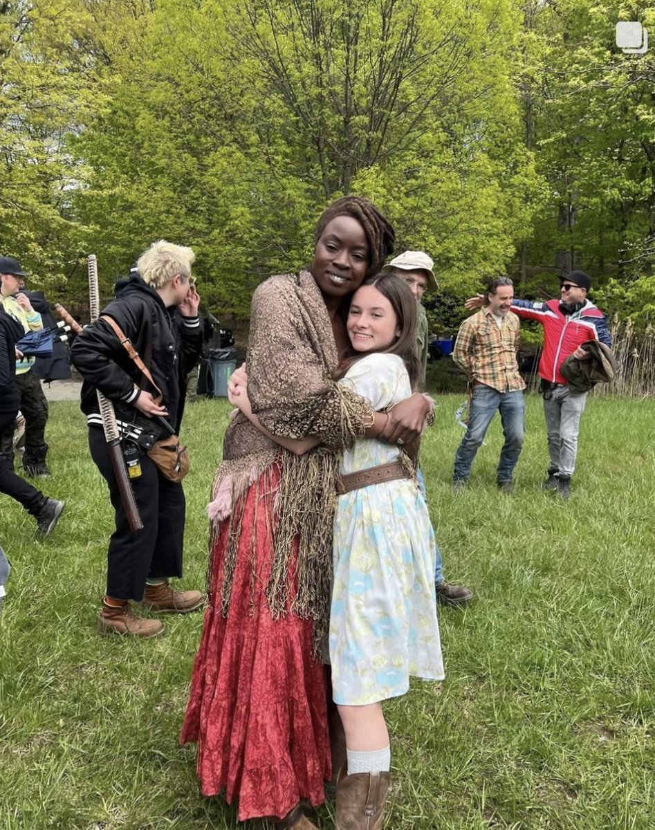 ldiannew's tweet photo. They always had such a close relationship look how grown she is 😭❤️❤️😭#cailey #danaigurira #michonne #judith https://t.co/prFRoHzEMU