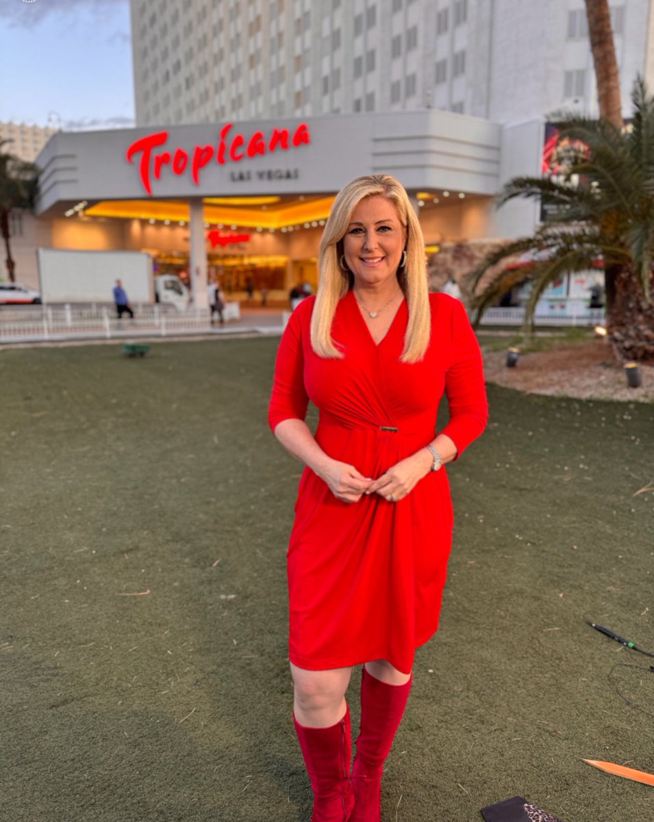 One last picture before The Tropicana closes for good at Noon today to make way for the new home of the MLB team, the A’s, in 2028!