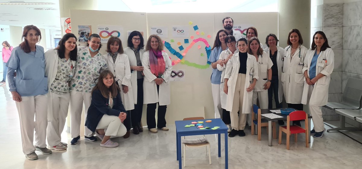 Desde @PsqInf_PHierro y S. Pediatría nos sumamos a la celebración del Día Mundial de Concienciacion del Autismo con la actividad 'Deja tu mensaje'. ADAPTATEA. #SomosPuertadeHierro #autismo #TEA