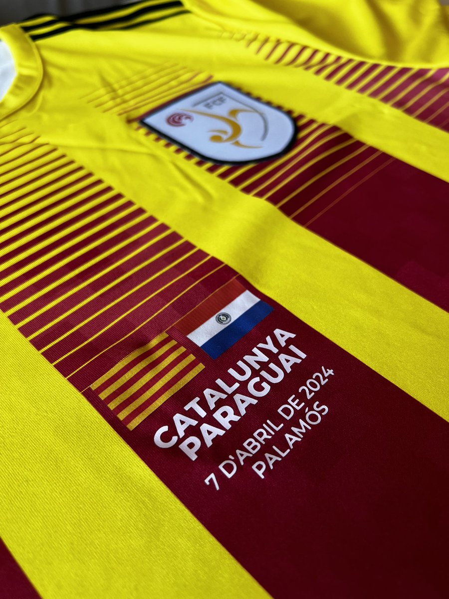 oriolalsina_'s tweet image. 𝐒𝐎𝐑𝐓𝐄𝐈𝐆🟡🔴 @FCF_CAT 

👕La samarreta oficial del Catalunya-Paraguai d’aquest diumenge 7 d’abril a Palamós. Demà a les 12h s’anuncia la convocatòria.

🍀Per entrar al sorteig:

1️⃣Seguir-me
2️⃣RT d’aquest tuit

🏆Anunciaré el/la guanyador/a divendres 5 d’abril a les 12h.