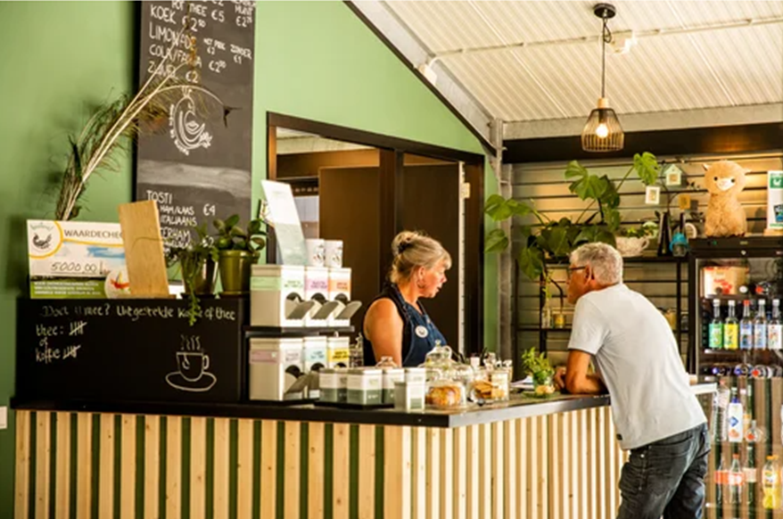 Kom mee naar buiten! Allemaal! In je agenda: 20-4-'24 gezellige Fancy Fair van Odd Fellows en Ontmoetingspark Buiten! De opbrengst draagt bij aan uitbreiding van het theehuis aldaar met een belangrijke sociale functie in de samenleving 👇
dronten.oddfellows.nl/odd-fellows-st… #fair #theehuis