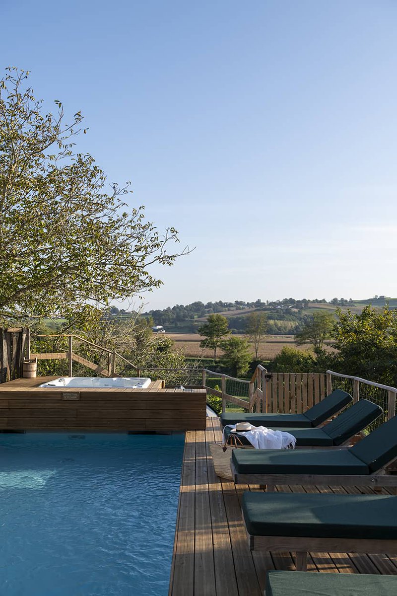 Au croisement des Landes, du Pays Basque et du Béarn, l’Ermitage Hastingues est un refuge paisible et haut de gamme où le confort est une priorité et le respect de l’environnement une valeur fondamentale.

sudissimo.com/maison-d-hote/…

#landes #maisondevacances #gite #chambresdhotes