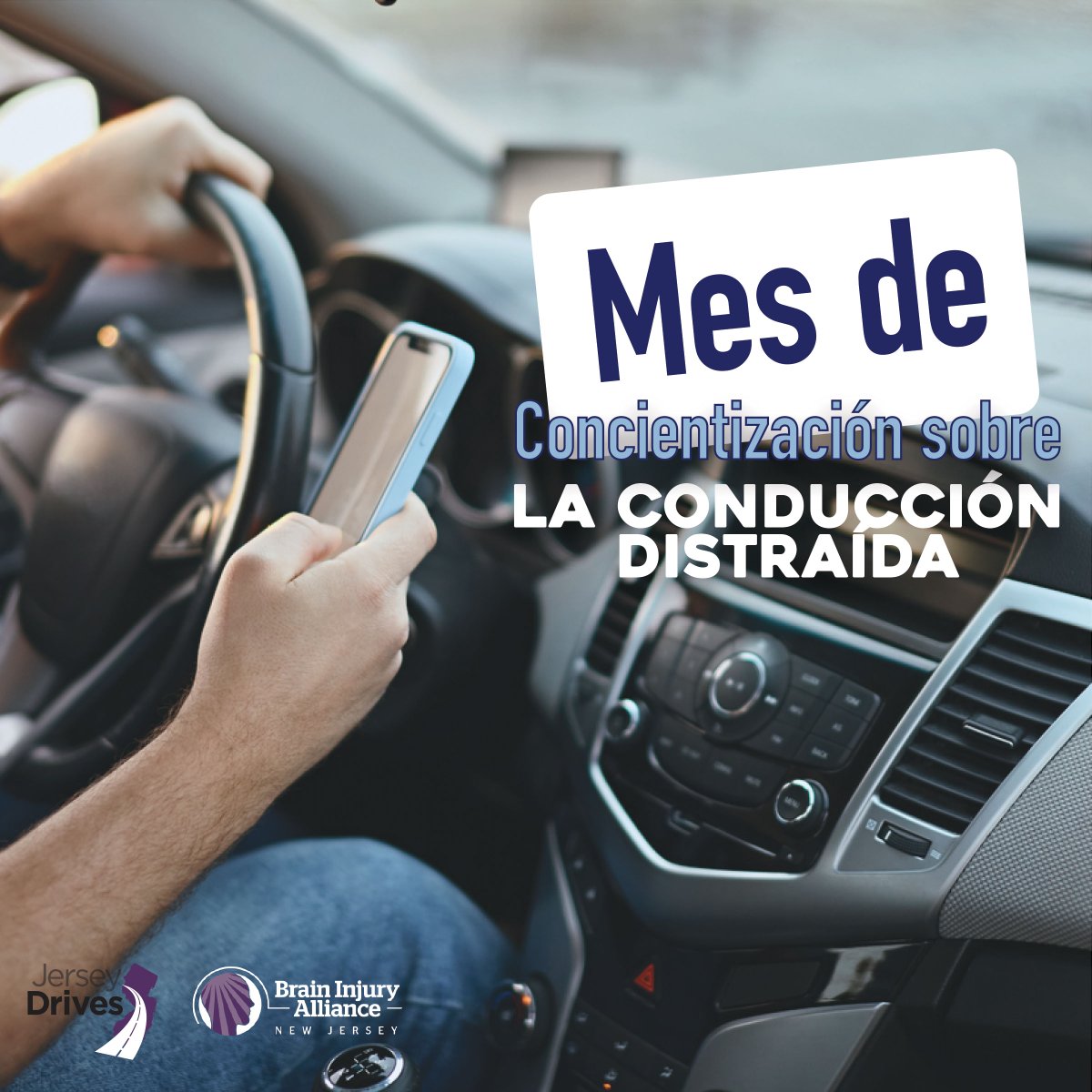 Sube tu conciencia, no tu teléfono. ¡La seguridad comienza contigo! ¿Cómo puedes hacer tu parte para acabar con la conducción distraída? #ViajeSeguro #ConduceResponsablemente #MesDeLaConcienciaciónSobreLaConducciónDistraída