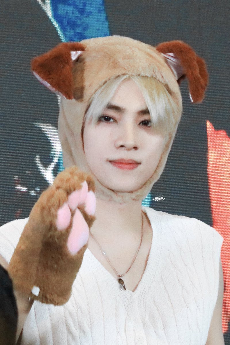 Longeyelash0808's tweet photo. 240401 Phantom Guang Zhou Fansign
🐶
#肖俊 #XIAOJUN #샤오쥔
#シャオジュン #肖德俊 #เซียวจวิ้น
#NCT #WayV #威神 https://t.co/tVgm2h0JIz