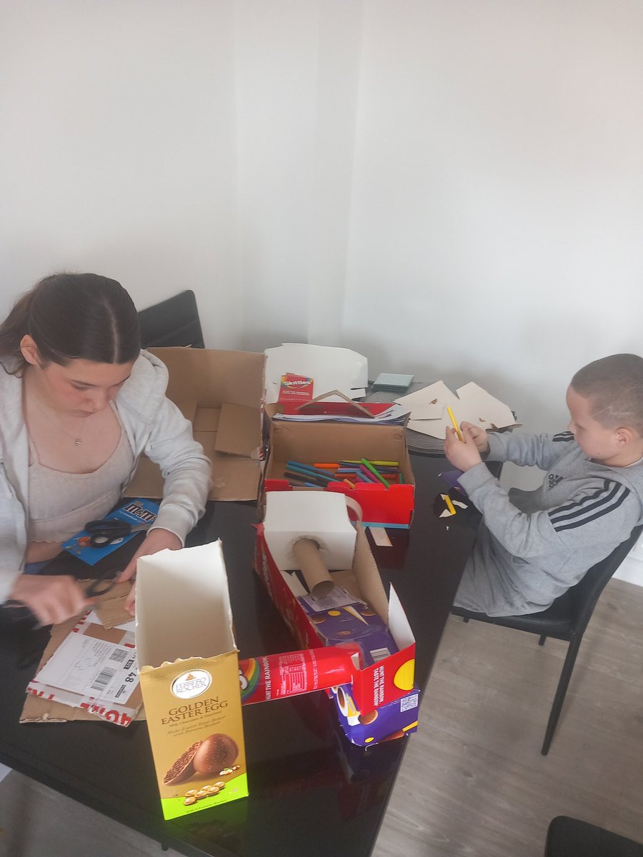 Lyndsey Heath tweet media