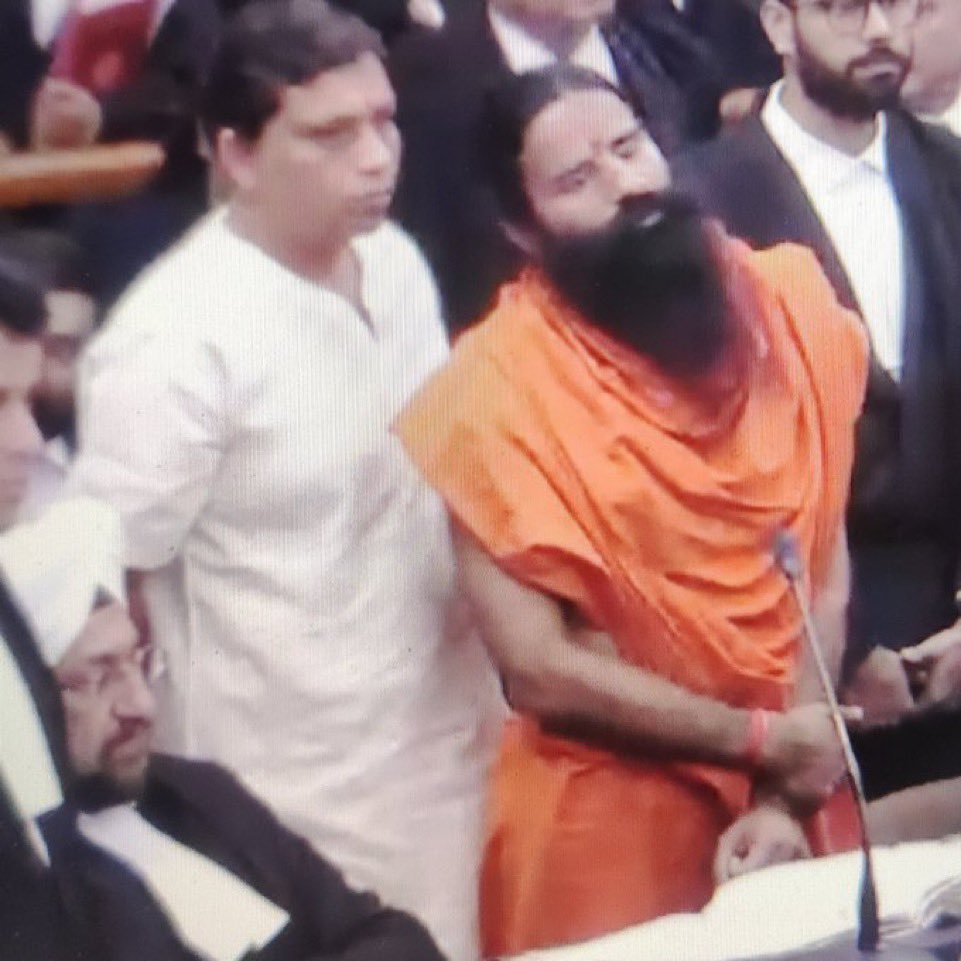 If his #PatanjaliWellness products were pure then why he apologised in front of #CJIDYChandrachud . 
They were making fool to the people .. #Ramdev #BabaRamdev