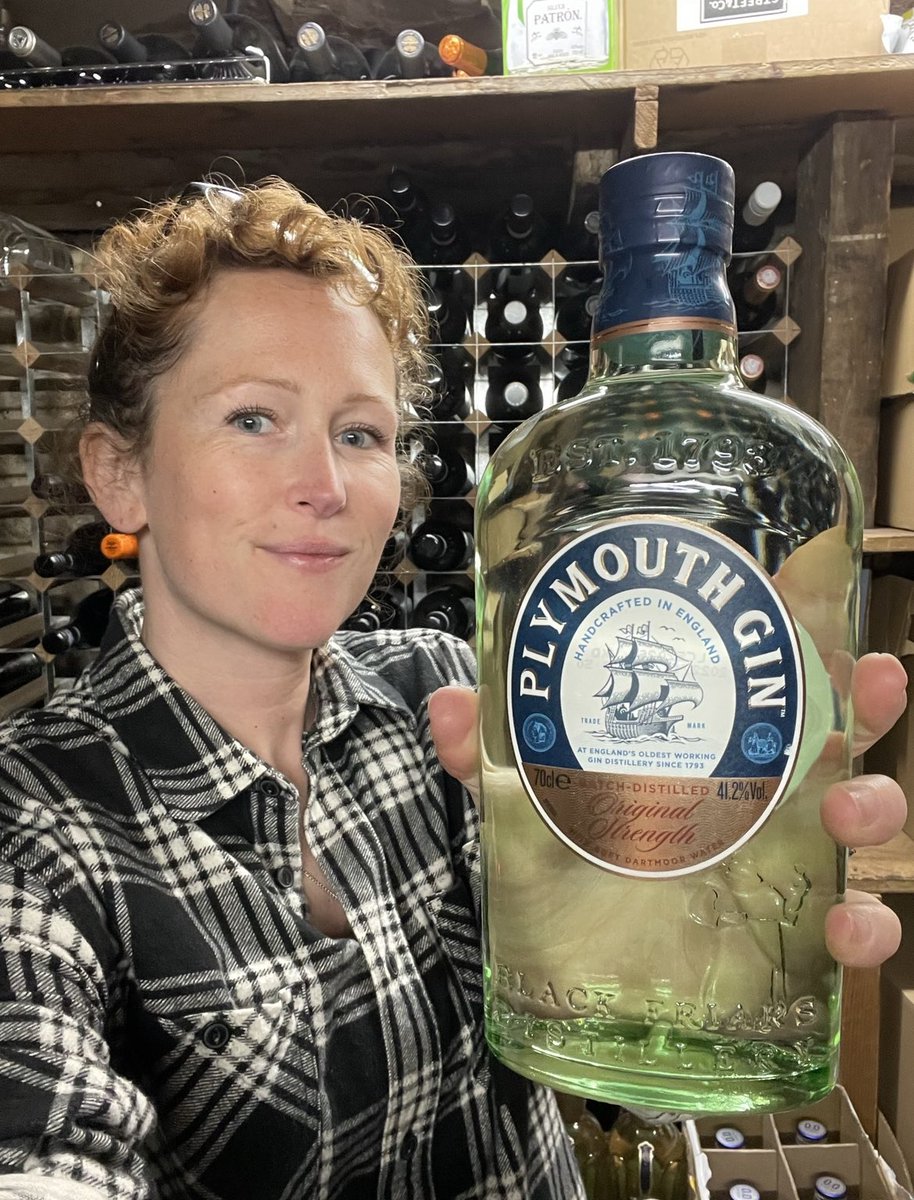 Stories from the Cellar. Take a look at our two min read and see how switching up your tipple can help clear up our coastline. 

👉🏻thebullditchling.com/plymouth-gin-f… 

#PlymouthGin #GinForTheWin