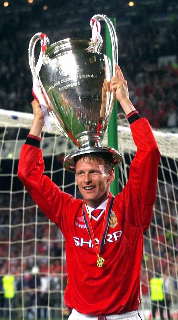 Happy birthday to Teddy Sheringham who is 58 today.
Manchester United (1997-2001)
🍾🪩🥳🪅🎉🍻🎂
#MUFC #TeddySheringham