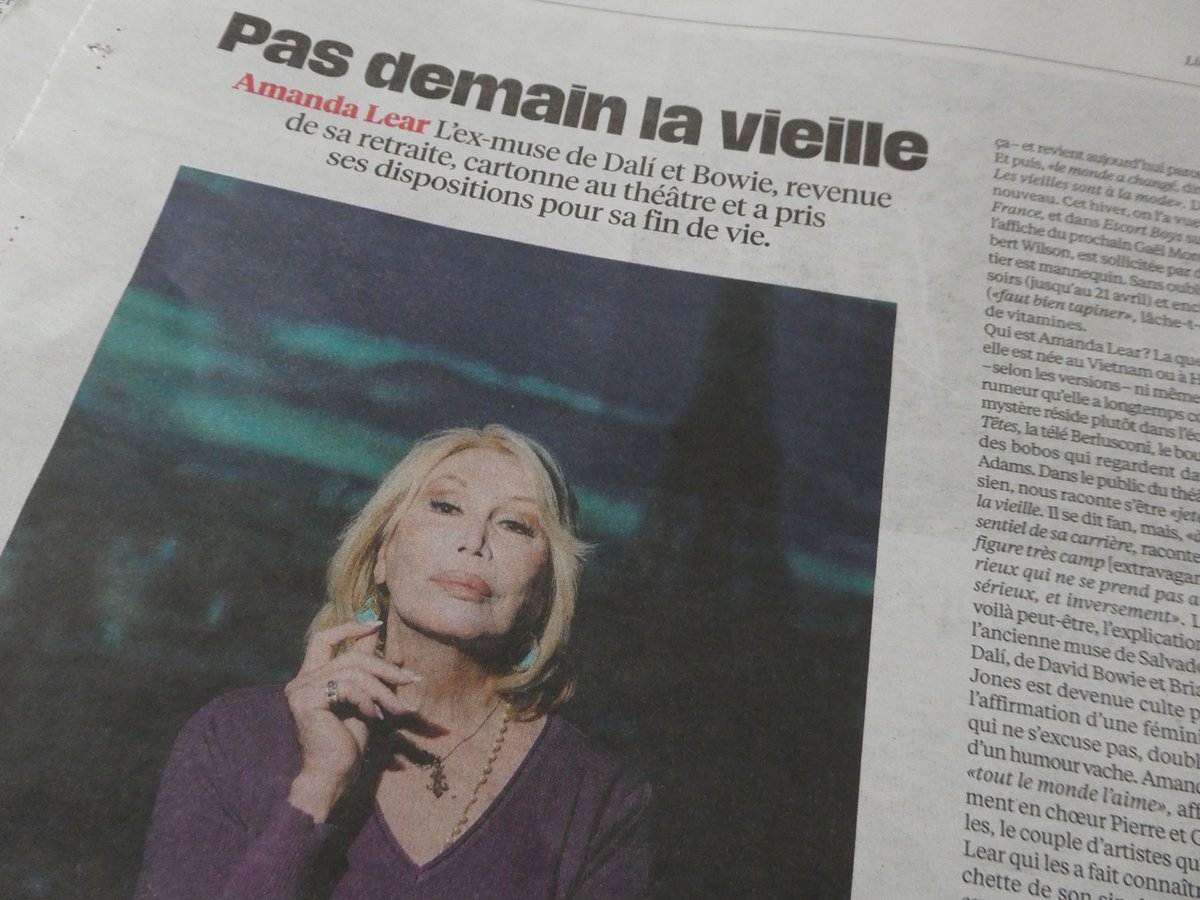 Forever Amanda Lear tweet media