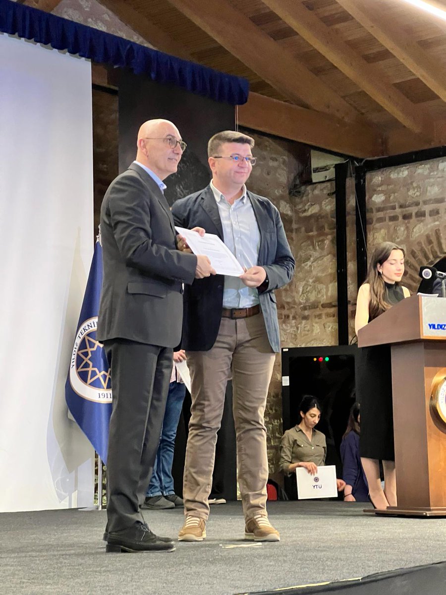 BoteYTU's tweet image. Öğrenci memnuniyet anketlerine göre ilk 100 akademisyen arasında yer alan hocalarımız Prof. Dr. Serhat B. Kert ile Dr. Öğrt. Üyesi M. Fatih Erkoç&apos;u tebrik ediyoruz. 
#EğitimdeLiderYTÜ @fatiherkoc @sbkert @mengindeniz @proftameryilmaz