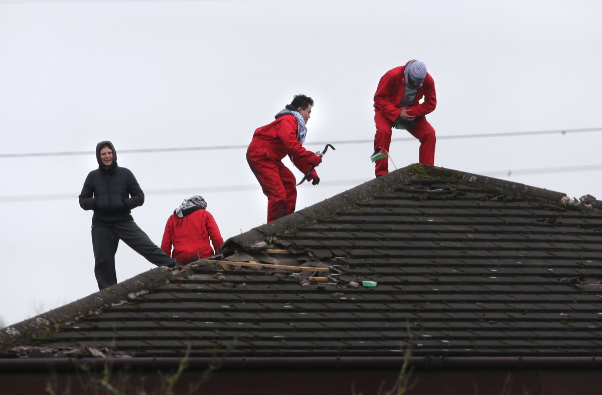 Palestine Action is still on the roof of Teledyne’s weapons factory in Shipley, halting the export of arms to the zionist entity #StopArmingGenocide