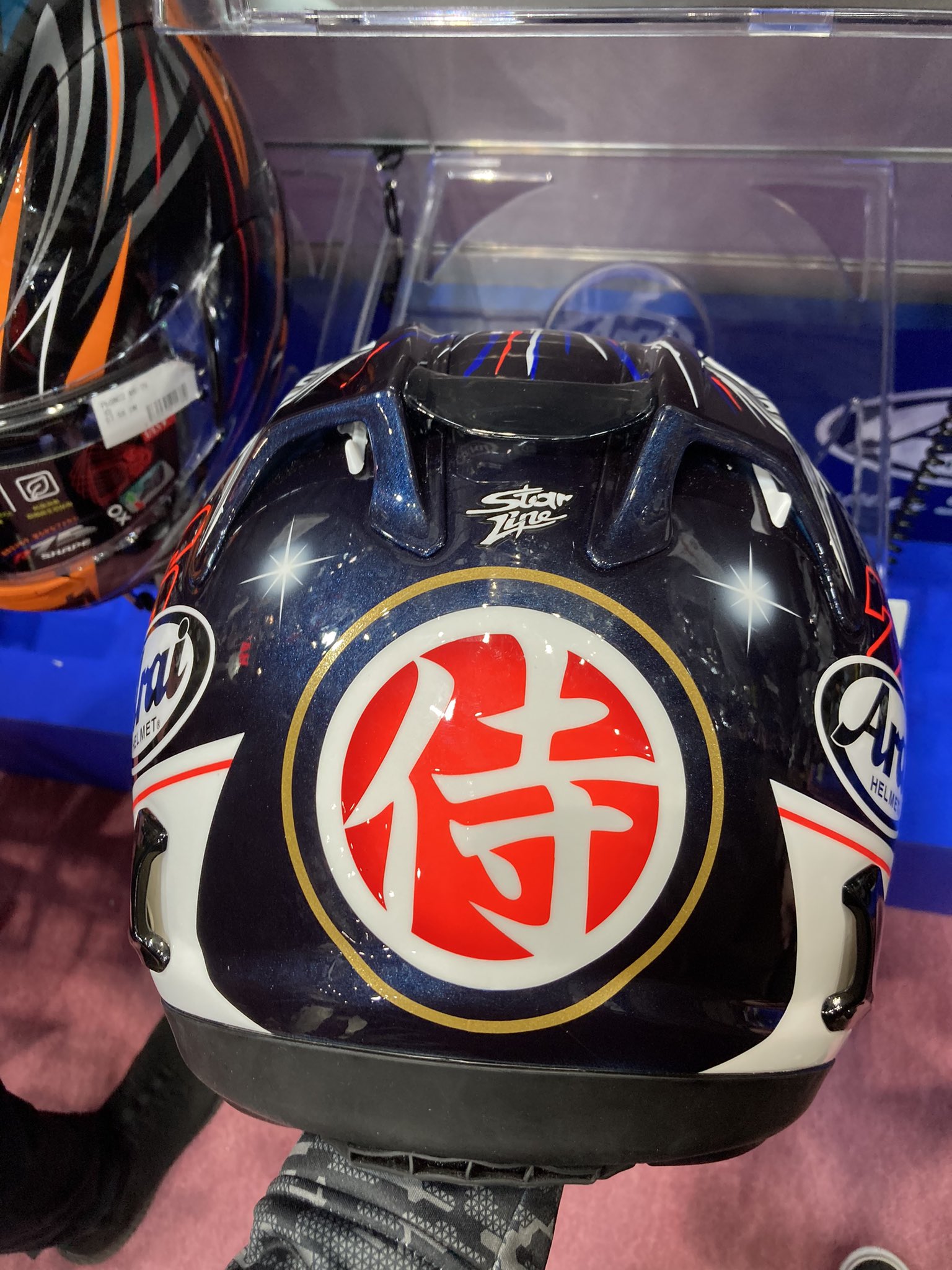 Arai RX-7X ペドロサショウグン Lサイズ 新品未使用 SHOUGUN 新グラフィック【ARAI RX-7X PEDROSA SHOGUN】を7月上旬に発売