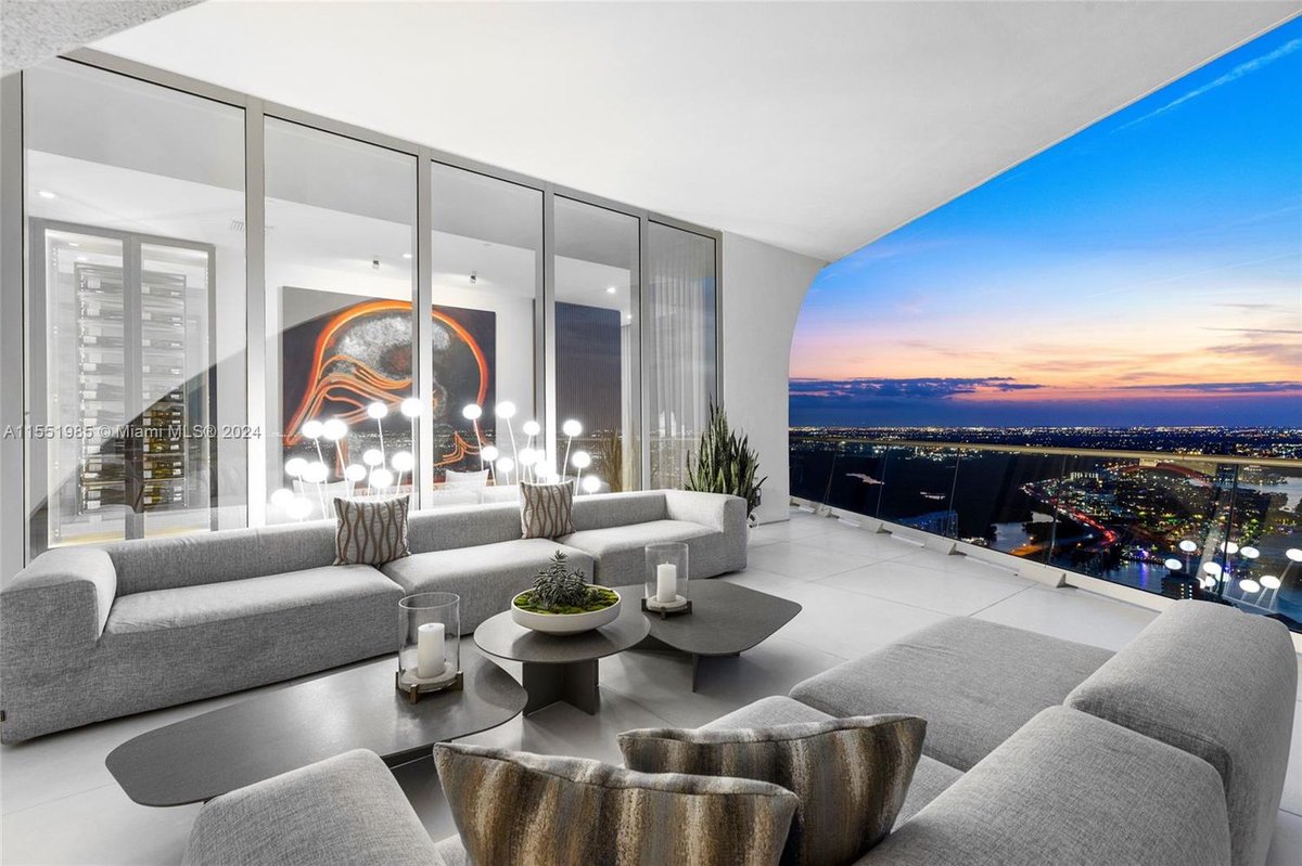 SIBEACHlife's tweet photo. Miami Penthouse For Sale | Jade Signature

Read more: https://t.co/1Uy8C38B8e

#MiamiBeachPenthouse #LuxuryRealEstate #MiamiRealEstate #JadeSignature https://t.co/qdS2tV5MMB