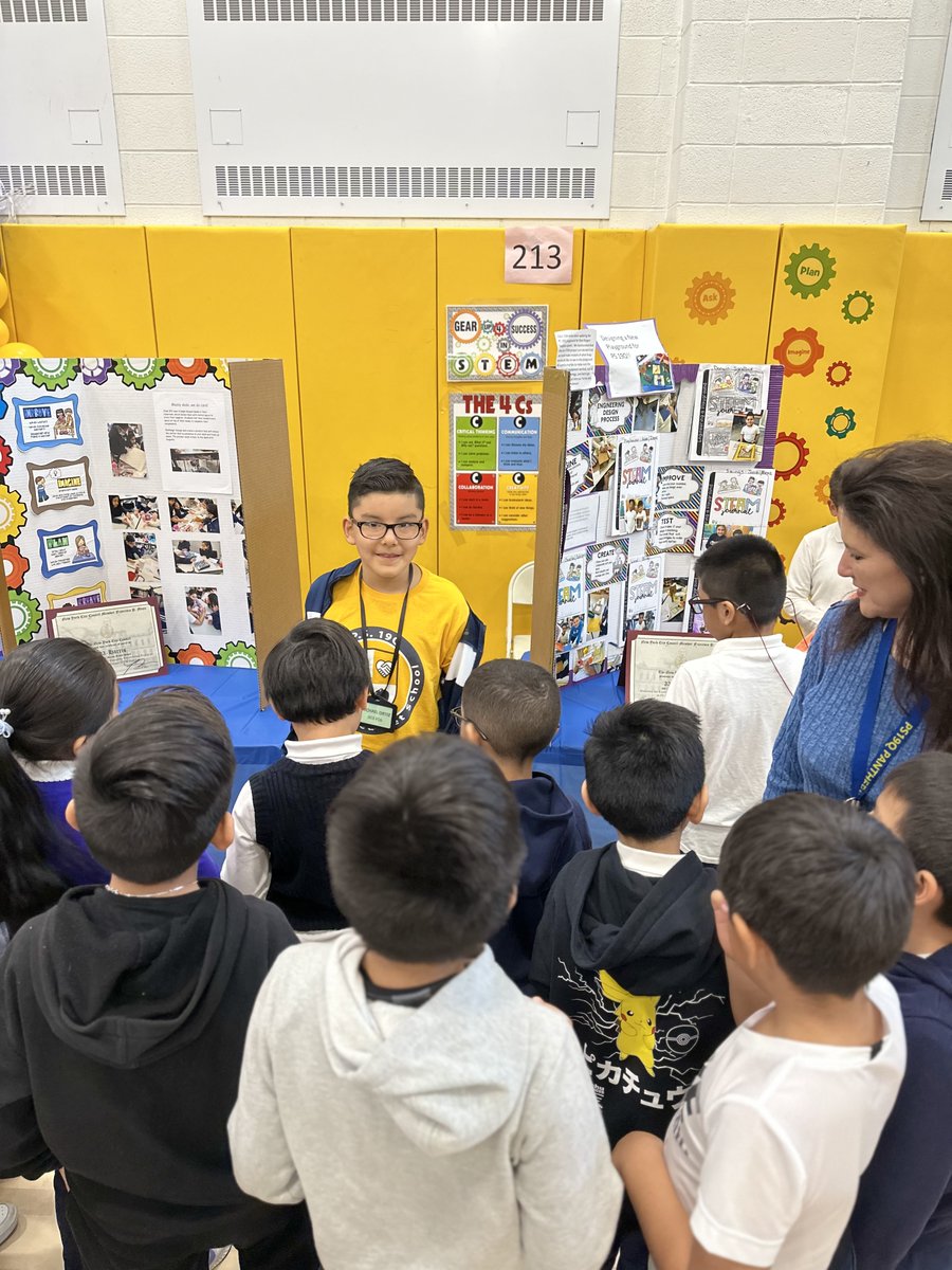 Congrats to our students for presenting their projects to the community during last week's Science Expo, & to all the staff & community members who made it possible! #ps19q #nycdoe #district24strong Photo credits: Mr. Rodriguez, Mr. Ray, Ms. Decriscio, Office of Rep. Moya