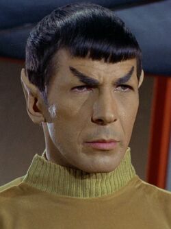 ⠀ Mr. Spock bile onun yanında daha dünyalı gibi görünüyor.. 😂 ⠀