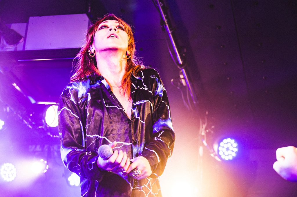 super_beaver's tweet photo. 【#SUPERBEAVER 】

「W studio RED SPECIAL」

松山W studio RED
w）#PRAYFORME

Wstudio REDの周年イベントに出演！
我々にとっても結成20年目突入一発目のライブとなりました！

ライブハウスにて最高の時間！
またお会いできますように！
ありがとうございました！！
photo by @cazrowAoki https://t.co/TDIAEI0s8u