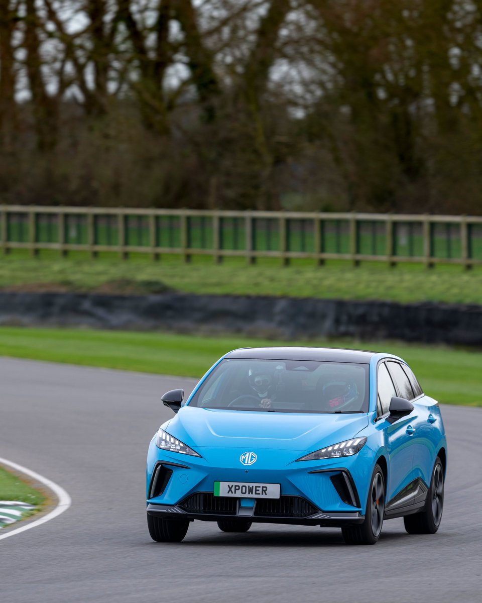 Elegance and performance merge seamlessly in MG4 EV XPOWER, for the ultimate driving experience! Find out more: mg.co.uk/new-cars/mg4-e… #MG #MGUK #MGMotor #MGMotorUK #MG4EV #XPOWER